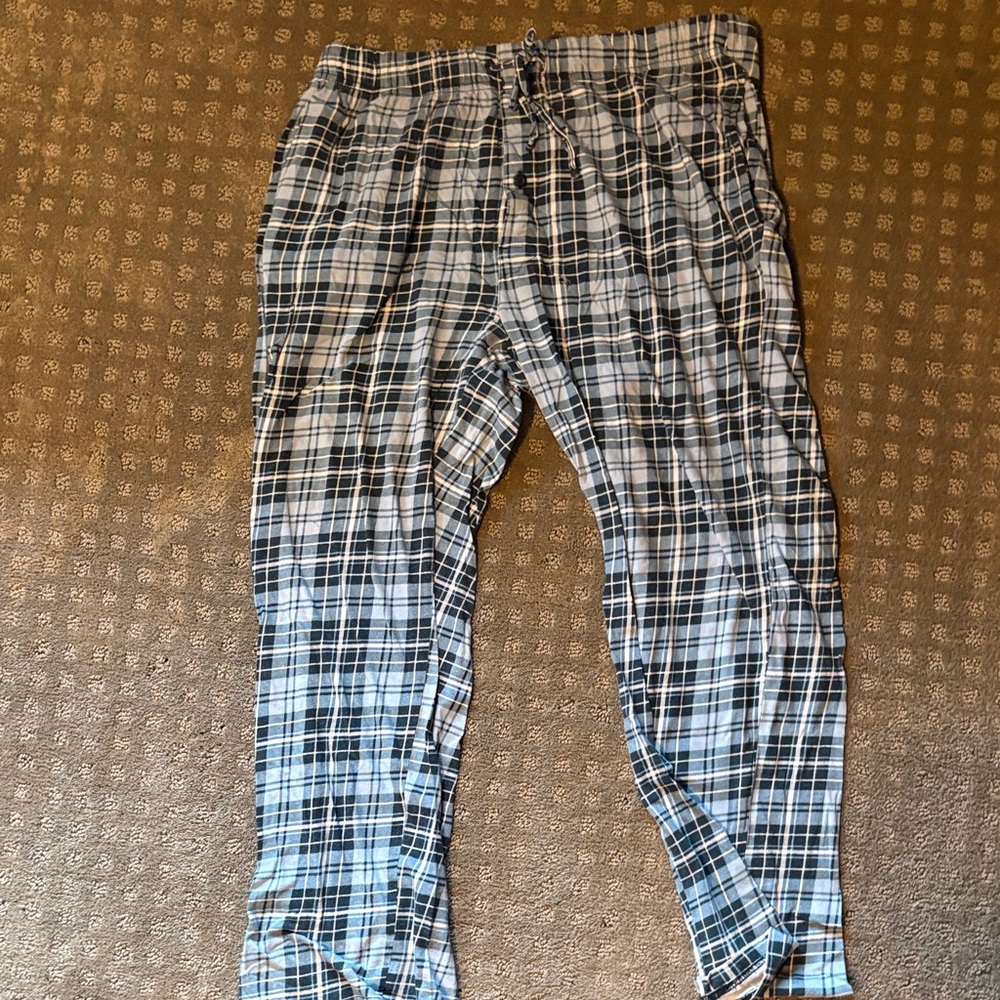 Hanes Men's Black and White Plaid Joggers